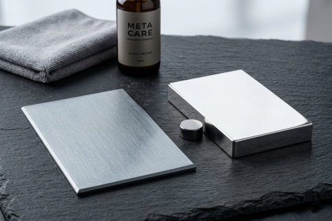 Edelstahl magnetisch